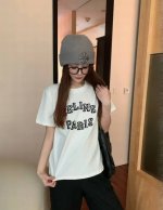 celin家！专柜款！重工刺绣钉钻字母Logo图案圆领丝光棉短袖T恤！三标齐全！两色！码数S M L，现货发！ M码胸围92衣长60