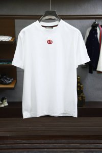 Gucci古奇 2025夏季新款短袖T恤，标志性的战马Logo加刺绣工艺，个性艺术系列全网独家首发 百搭款细节处理完美210克纯棉面料十分精致 原版面料 网红明