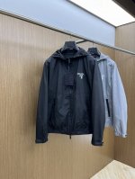 pd 25春夏 男装高端梭织 风衣 系列外套 高端精品系列，男女同款，贸易公司渠道订单，官网专柜在售系列，业内独家首发经典主线里最抢手最火爆的系列男女同款，经典