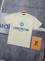 实拍 Nfc芯片感应 Louis Vuitton 路易威登 短袖T恤 Lv 25Ss新款字母图案印花短袖T恤 男女同款 面料：原版同步330克重双纱100%纯棉