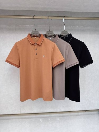 迪奥 Dior，早春新品，时尚休闲短袖polo，采用进口面料，定制原版工艺螺纹，胸前顶级工艺图案Logo，从容百搭，档次极高，上身潮流时尚，码数：M一3Xl