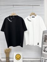 25Ss夏季新款Fendi领口螺纹硅胶字母Logo印花短袖T恤男女同款简约休闲百搭宽松短袖 今年咱家只做高品质短袖！面料采用优质索罗娜面料克重采用280克！索罗