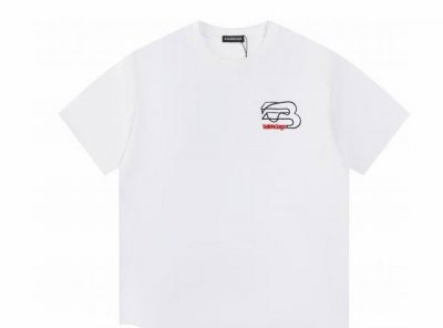 款号T65 特价 巴黎世家 短袖T恤 男女同款 -采用原版280G100%纯棉面料 柔软舒适 螺纹同缸定染零色差 独家品质区别通货 欢迎对比 -颜色： -码数：