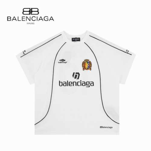 原单 款号：Ab039 上新 Balenciaga丨巴黎世家 24Ss Sports联名款曼联足球刺绣短袖T恤 Zp9370购入制作，24年的新款面料，背后增加