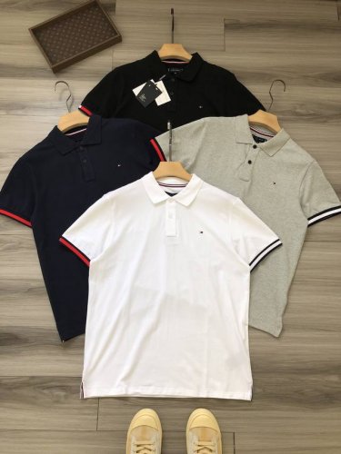 Tommy Hilfiger 丨 四色汤米 25年春夏新款 小旗标刺绣 袖口拼色织带男款商务休闲翻领polo衫. 颜色：白色 灰色 藏青 黑色. 材质：40支莱