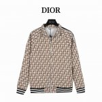 dior 迪奥 满印提花侧边织带套装外套 米黄色 灵感源自八十年代复古，客供定制的480克提花材质，摸着面料质感肉实，肌里感清晰可见，有净重感，全身极致简约设计