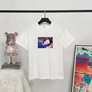 款号:Q02 # supreme Fw24 秋季T恤系列 Week8 Snow White Tee 白雪公主印花图案百搭短袖T恤 男女同款 案圆领短袖T恤 男女