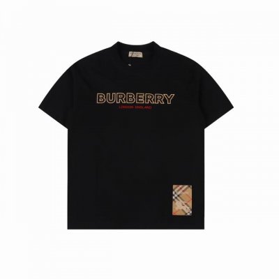burberry 巴宝莉 25Ss 毛巾绣字母Logo短袖 客供采用250G洗水纯棉平纹布面料 高水平印花加贴布工艺 时尚优雅 饰牌贴花巧妙融合精纺 Burbe