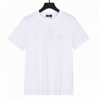 Arc'teryx 始祖鸟 25Ss经典短袖T恤 粉色标志性小鸟Logo 印花短袖T恤 面料采用300克重双纱精梳棉，定制32支1*1螺纹，成衣两遍水洗处理，面