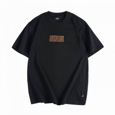 Fendi 芬迪 经典麂皮贴片圆领短袖T恤 最高版本 原版面料 高版本 高品质 所有细节 面料辅料工艺 全部1:1 过验 店主是“细节怪物” 所以做的货也注重细