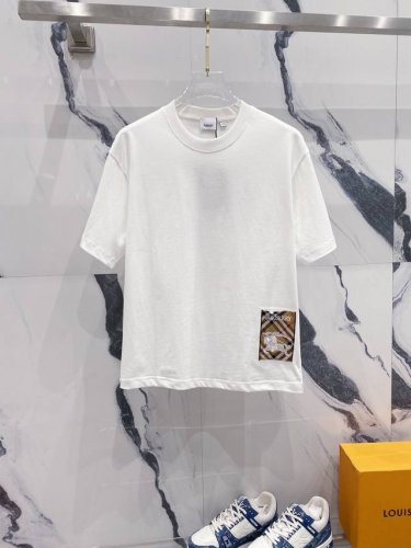 Burberry 巴宝莉 320克圆领短袖T恤 格纹刺绣战马字母图案标签Logo贴花 官方同步 1:1原版开模 时尚个性 百搭潮流 纯原品质 原版洗水面料 吊牌