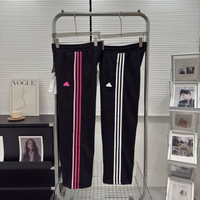 新款上新 Adidas Aw25新款 Ad三叶草三条杠 经典运动系列 阿迪达斯侧边织带条纹舒适亲肤阔腿休闲长裤 男女同款 这条伞兵裤的设计真的与众不同，百搭又高
