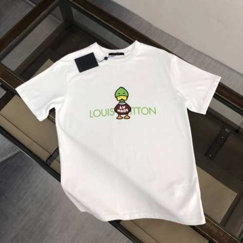 驴牌Lv 采用客供定制双股纯棉面料 品质毋庸置疑 上身效果超赞款式新颖上档次 尺码 M-3Xl