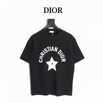 Dior 迪奥 25Ss 五角星短袖T恤 面料采用定制240G 26支特滑双股精棉平纹高密无尘全棉布料。前幅高密度加厚，走线平整，代工品质，全套定制辅料。 尺码