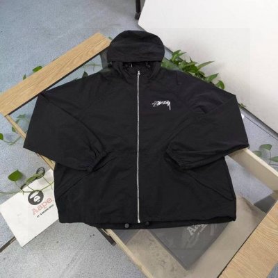 上新 款号：Bm611 2025新款Stussy斯图西经典拉链字母图案Logo印花休闲情侣运动防风冲锋衣风衣外套，官网同步，精准印花，原版五金，定制Logo拉链
