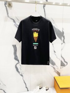 Fendi 芬迪 260克圆领短袖T恤 创意薯条刺绣印花字母标识 官方同步 高版本 高品质 时尚个性 百搭潮流 纯原品质 原版面料 吊牌 领标 水洗麦 三标齐全
