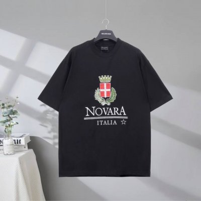b121# 市场顶级品质 Balenciaga 巴黎世家2025Ss 皇冠麦穗多元化印花短袖T恤 印花采用进口椭圆机胶浆工艺 市场顶级的质量 官网品质 罗纹定织
