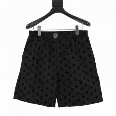 louis Vuitton 路易威登 Monogram植绒印花短裤 男士时尚休闲夏日沙滩套装 路易家族的新高端 细节品质永远的那么完美无瑕 创意设计层出不穷 今