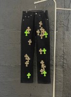 原单品质，款号X032 来自Chrome Hearts克罗心Matty Boy Sex Records系列的限定拼皮豹纹高街工装牛仔裤，重磅上新！ 这款裤子的制