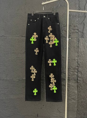 原单品质，款号X032 来自Chrome Hearts克罗心Matty Boy Sex Records系列的限定拼皮豹纹高街工装牛仔裤，重磅上新！ 这款裤子的制