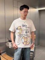 Lv 三标齐全。 2025夏季新款最新品短袖T恤，专柜同步有售，原单狠货，时尚进口原版科技面料，上身舒适透气，原版定制五金辅料，上身帅气有型，三标齐全，推荐款，
