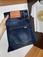 L 早春款 男士牛仔裤原厂原布原洗水！进口原版水洗弹力面料，复杂的手工艺叠加，任何一个洗水环节多停留几秒都会变成完全不一样的颜色效果，所以越加珍贵，特别持久、耐
