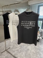 玛吉家 Aw春夏新品 时尚休闲短袖背心专柜同步有售 原单狠货 采用进口 支欧棉面料 胸前顶级印花工艺文字图案Logo 档次极高 从容百搭 上身帅气有型 推荐 码