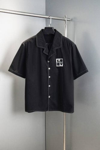 驴家明线撞色刺绣衬衫 棉面料手感亲肤上身舒适，贝母金属钮扣，胸前后背进口立体超密平纹刺绣工艺，宽松版型 码数：Xs S M L