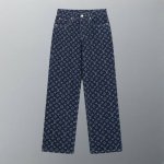 高版本 Louis Vuitton 路易威登 提花牛仔裤 高端定制1:1面料，字母立体高度清晰，原版定制里布，小牛皮卡扣，金属独家定珍珠扣，镭射字母。 Lv在七
