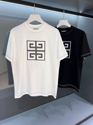 新品 精品渠道 外贸出口订单Giv 2025Ss 男士圆领短袖T恤 纪梵希 的每一件成衣都是独一无二的奢品风采.简约大气的高奢品格体验,单穿内搭都是该有的品味