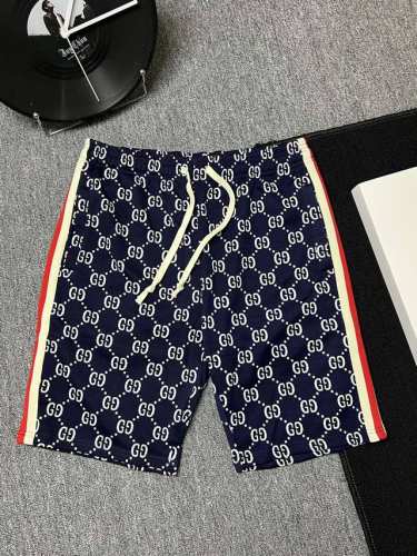 古驰 Gucci 2025新款 男女日常通勤 穿搭必备 织带拼接 全身满印字母Logo 休闲短裤 定制380克毛圈面料 红绿织带拼接 腰标吊牌洗水唛三标齐全 颜