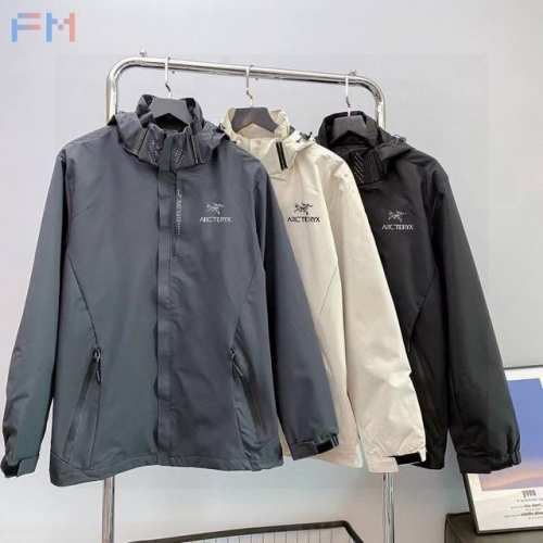 180 新款Arc’Teryx始祖鸟男子Gore-Tex 防水透气冲锋衣 傲视全网，最新科技面料，口袋压胶防水技术内里网状型，今年始祖鸟最新款的设计，连帽设计