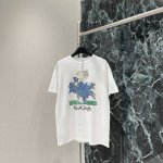 罗意威 25夏季新款 印花圆领短袖T恤 整件成衣胸前利用印花工艺和撞色勾勒出斑驳风格的梵高鸢尾花名画图案 优雅艺术感加强品牌标识度 时尚高级感立现 打造个性风格