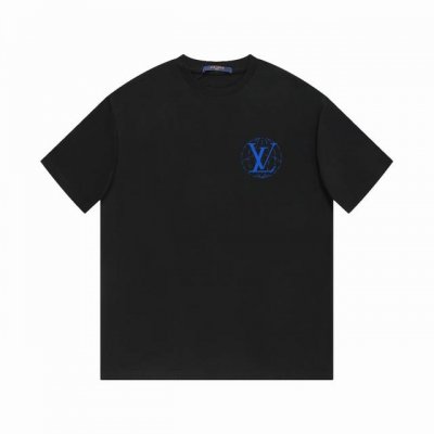 Lv 馿家 新款印花短袖T恤 *定制280克全棉面料，面料柔软，亲肤舒 *非常简约大气的一款 无论是上身舒适度都是无可比拟的存在，诠释你的奢华与品位，打造你的时
