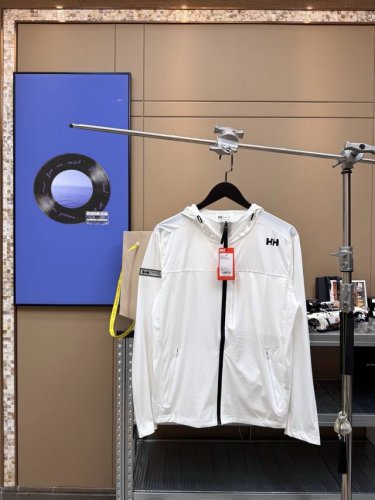 海丽汉森Helly Hansen Hh男士户外休闲外套S+A系列连帽防晒衣 官网同步 全网火热明星同款胡先煦推荐系列，打开青春时尚的夏日出行穿搭风潮，满足多环境