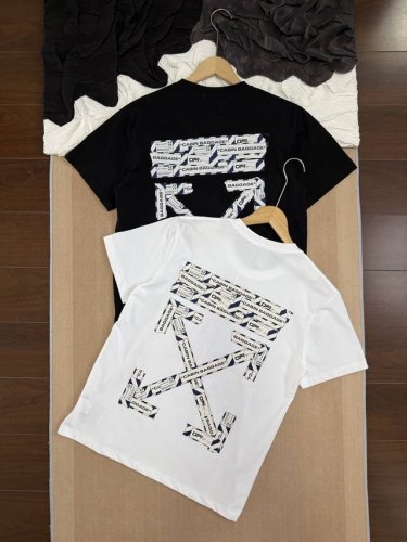 off-White 机场胶带箭头 高街宽松圆领短袖T恤 面料 240克定制高密度纯棉面料 工艺: 整件衣服采用精密压花 三针五线工艺立体有质感保证与Zp原版一致