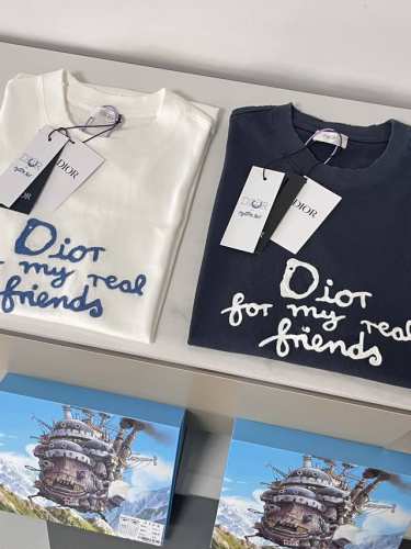 盒装短袖 原版定制2025Ss春夏Dior& Hylton Nel联名“Dior For My Real Friends”系列短袖T恤，码数Xs-L 略同于平常