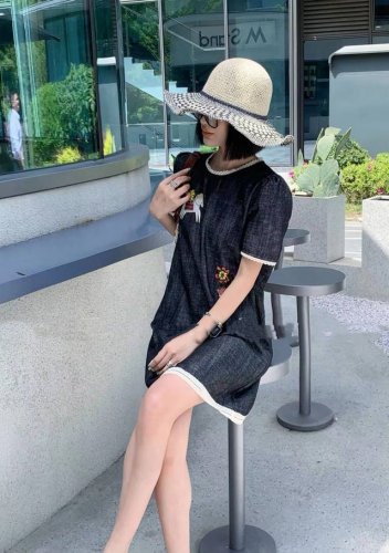 上新25早夏款 Gaoji廓形汉麻牛仔刺绣连衣裙随意凹造型时尚慵懒Feel～经典中的经典上身超显白松弛有度的高级，宽松版型的卷万物！单色 Smlxl