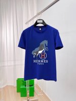 直 品牌 Hermes爱马仕 胖子福音 原单男士休闲短袖T恤 2025春夏新品 定制胸前顶级Logo 工艺 搭配整件细节 品质及剪裁设计都堪称一流 定制进口丝光