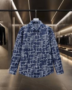 Fendi 芬迪 爆款来袭 满印流苏双F字母提花牛仔衬衫 2025Ss官网新款长袖 衬衫 衬衣，精美提花Logo 高端版本，专柜定制面料 透气舒适度高，精工制作
