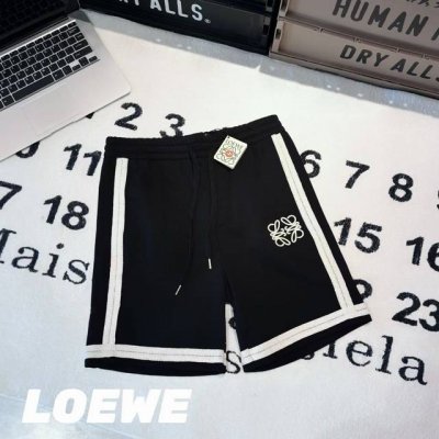Loewe罗意威刺绣拼接色织织带短裤 男女同款 -面料：采用原版一比一面料。 -辅料：原版拆解开发，一比一定制的小标，领标，水洗，吊牌，五金等等。 -工艺：原版