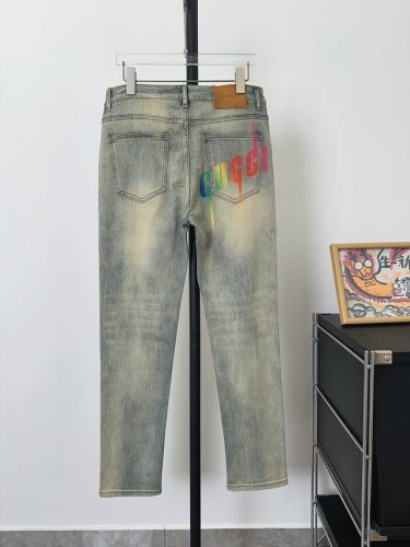 款号：D103 Gucci古驰数码印花渐变色,2025欧洲专柜新款 超A代购级别海外贸易公司订单货源，顶级原单高端男士定制时尚修身小直筒牛仔裤。 颜色：图片色