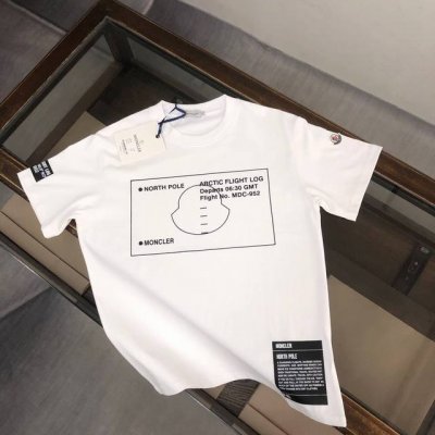 蒙口 24Ss夏季新款圆领短袖T恤！270克重磅高端纯棉面料，手感质感都极完美！修身裁剪设计干净利落！时尚又好看！走线做工非常精致！版型效果超赞！而且透气性能超