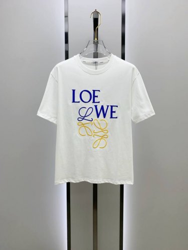 罗意威2025夏季新款短袖T恤，个性艺术系列全网独家首发 百搭款细节处理完美纯棉面料十分精致 原版面料 网红明星同款高版本 高品质手感非常舒服 时尚又个性 超级