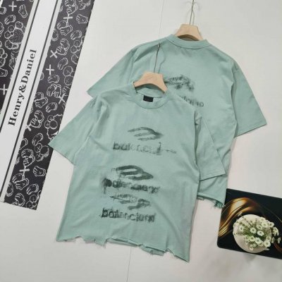 尺码Xs-L爆款推荐 Balenciaga 巴黎世家2025 Ss 前后模糊图案白墨直喷洗水磨烂破坏做旧下摆手工打磨短袖T恤 本市场No.1的质量 真正天花板品