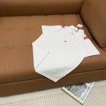 高版本polo系列 Moncler 蒙口 基础百搭polo衫系列 男女同款 260克纯棉珠地料子 这款高颜值polo衫女生穿上都好看 回头率满满 感觉直接拿捏住