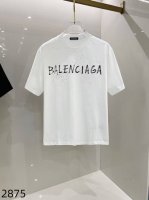 路易 1V 25Ss 大师亲手设计潮牌新品印花圆领短袖T恤 夏季最新砖柜同步 Os落肩版型 300克重全棉 时尚又个性 超级百搭好看的一款 男女都非常合适 人手