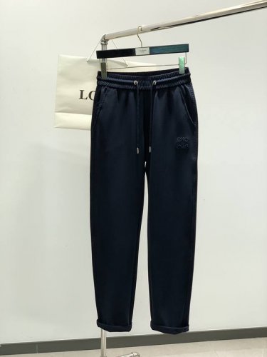 loewe 罗意威，2025春季最新款，时尚休闲裤，原单狠货，简约舒适，版型不挑人，采用进口原版面料，舒适度极佳，顶级刺绣工艺字母图案Logo，原版五金辅料装饰