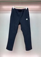Descente迪桑特 春夏 定制冷感面料 男女同款速干超弹力运动长裤 牛货 四季款 1迪家运动长裤，采用Schematech冷感纱线面料，透气性强，适合各种环