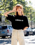 60 上新！标志Logo，化繁为简！Adidas/阿迪达斯极简的设计转化为服装语言，就如这件基础短袖T恤，有着极其细腻的面料质感，平淡中无处不透入极简高级质感！